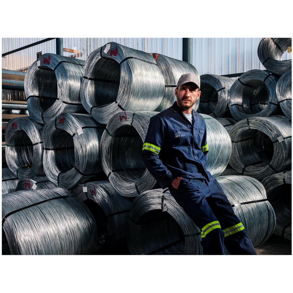 ALT-11041-DB_LIFESTYLE-01-LOGO_1024X1024