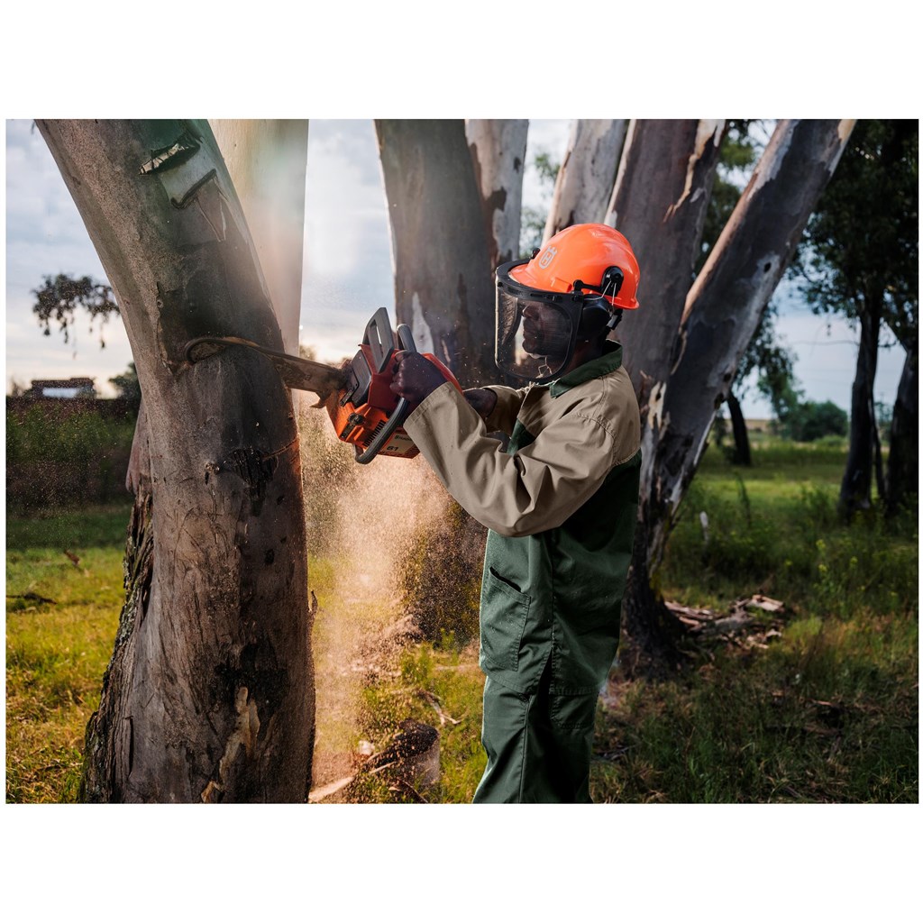 ALT-1112-KH-LIFESTYLE02_1024X1024