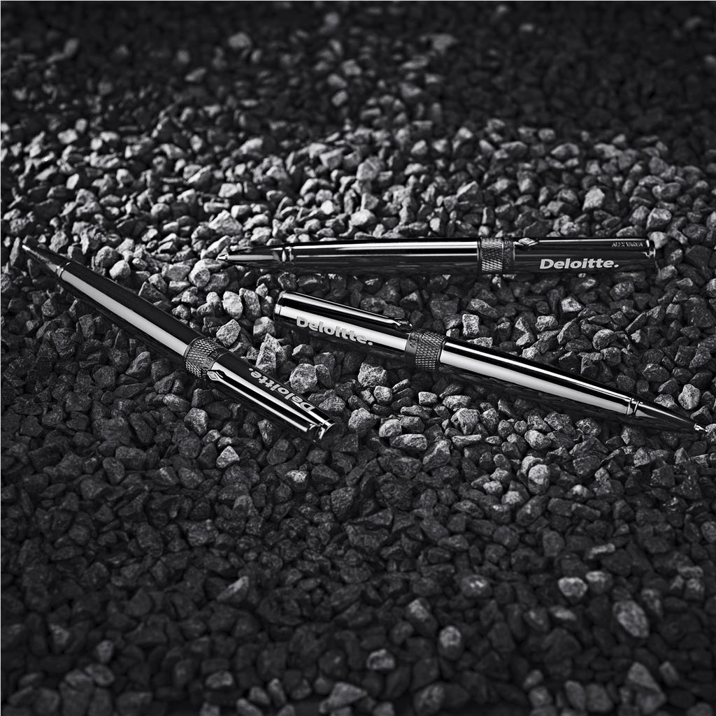 AV-19172_LIFESTYLE_1024X1024