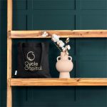 BG-OK-470-B-BL-LIFESTYLE_1024X1024