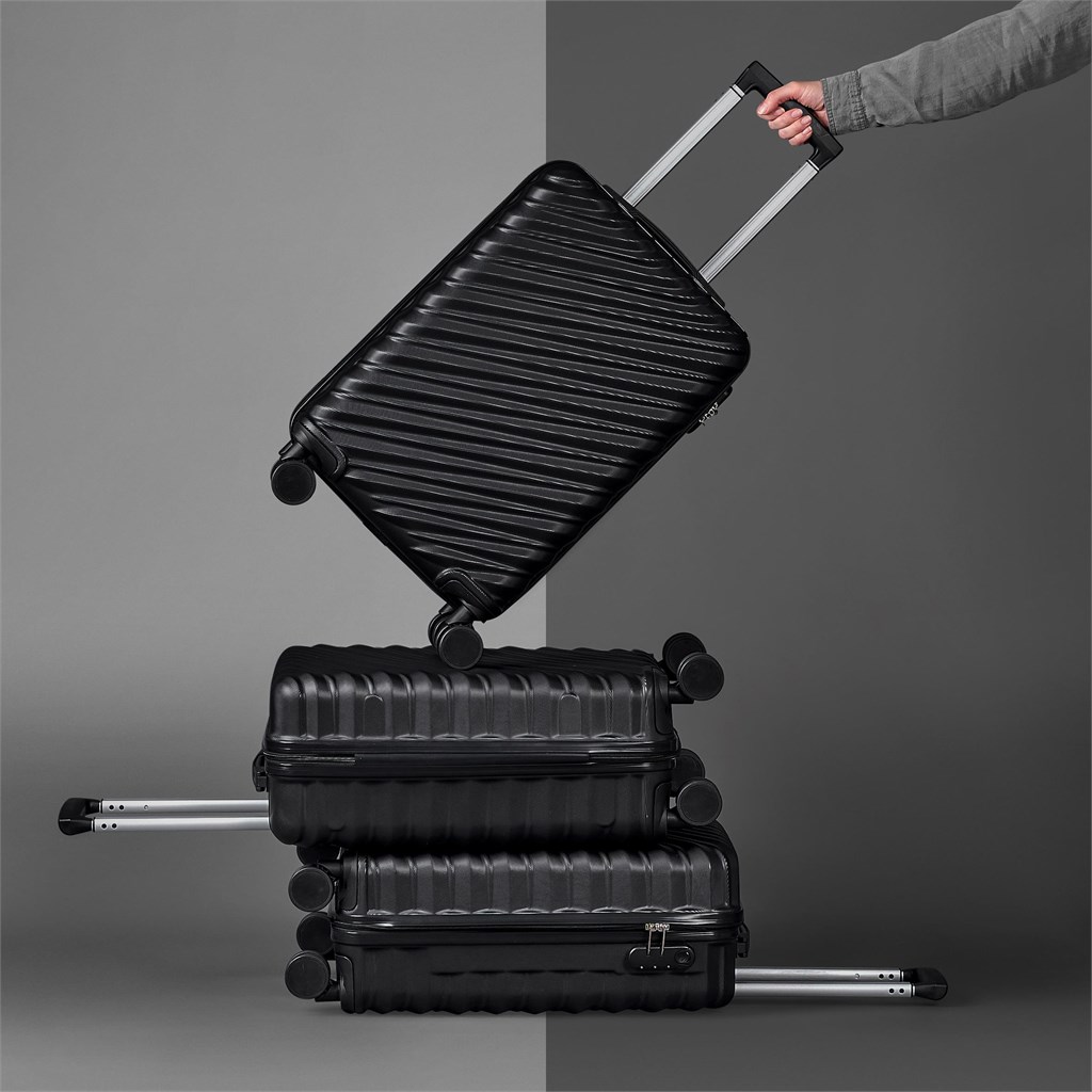 BG-SD-466-B-LIFESTYLE-NO-LOGO_1024X1024