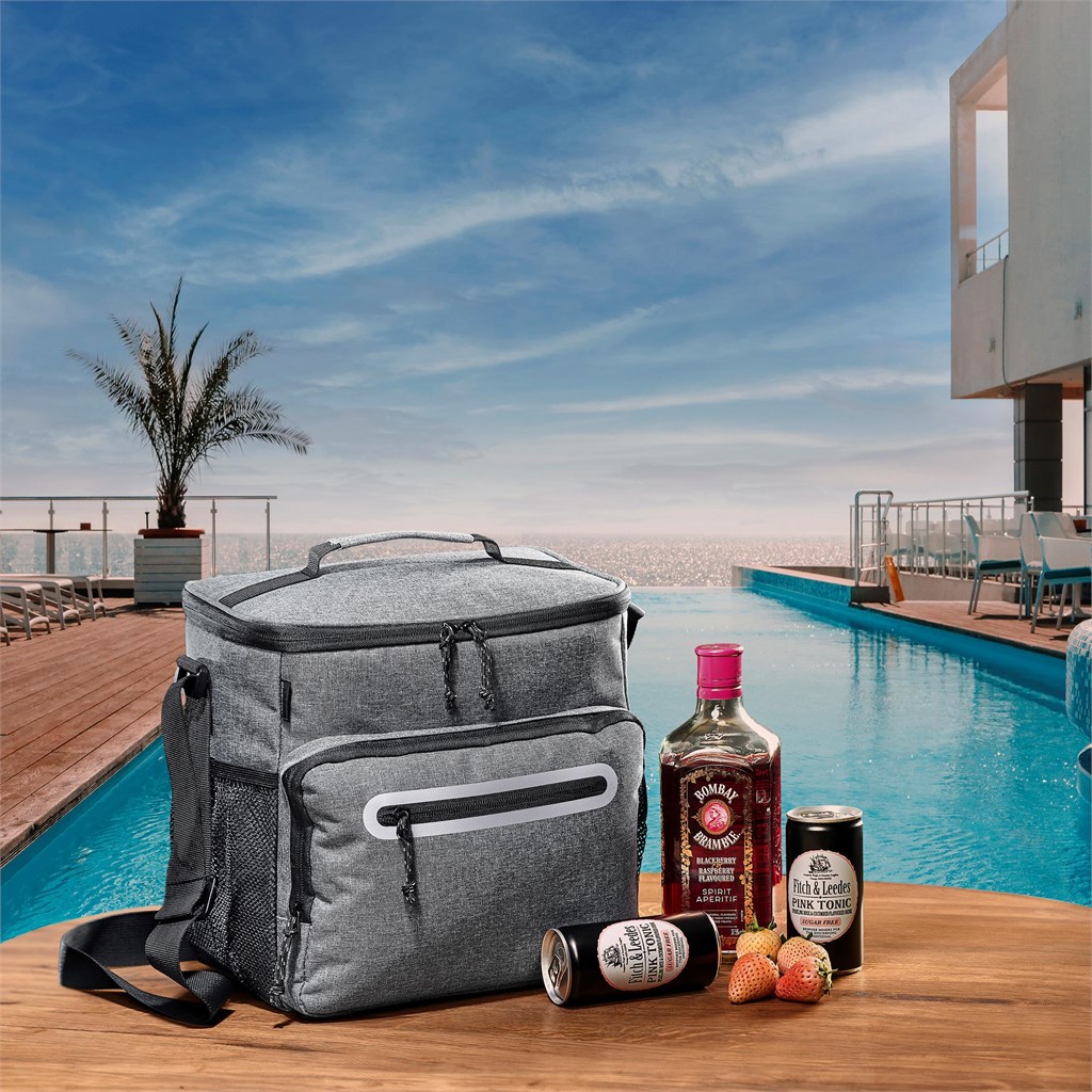 CL-SD-106-B-LIFESTYLE-NO-LOGO_1024X1024