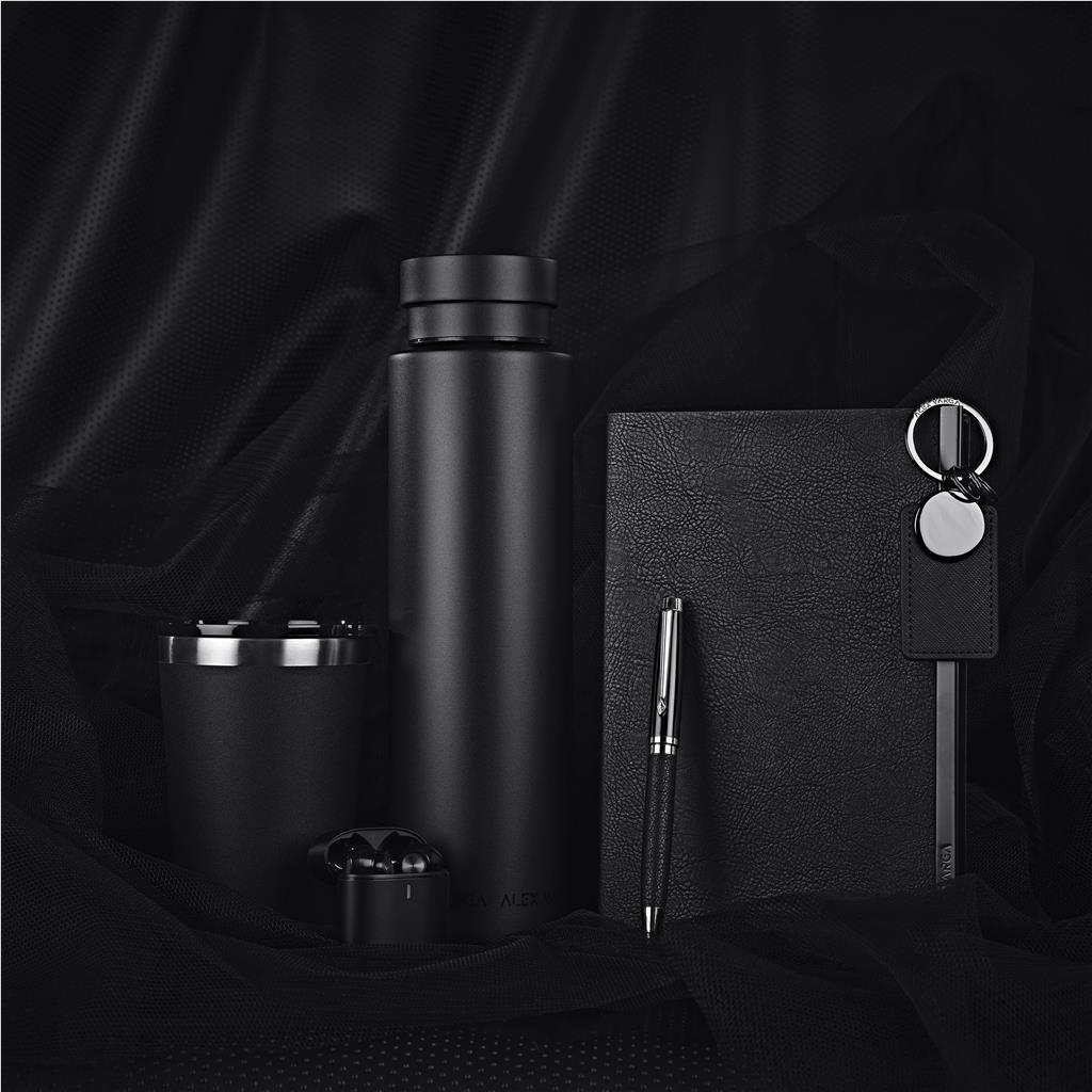 GF-AV-1170-B_LIFESTYLE-NO-LOGO_1024X1024