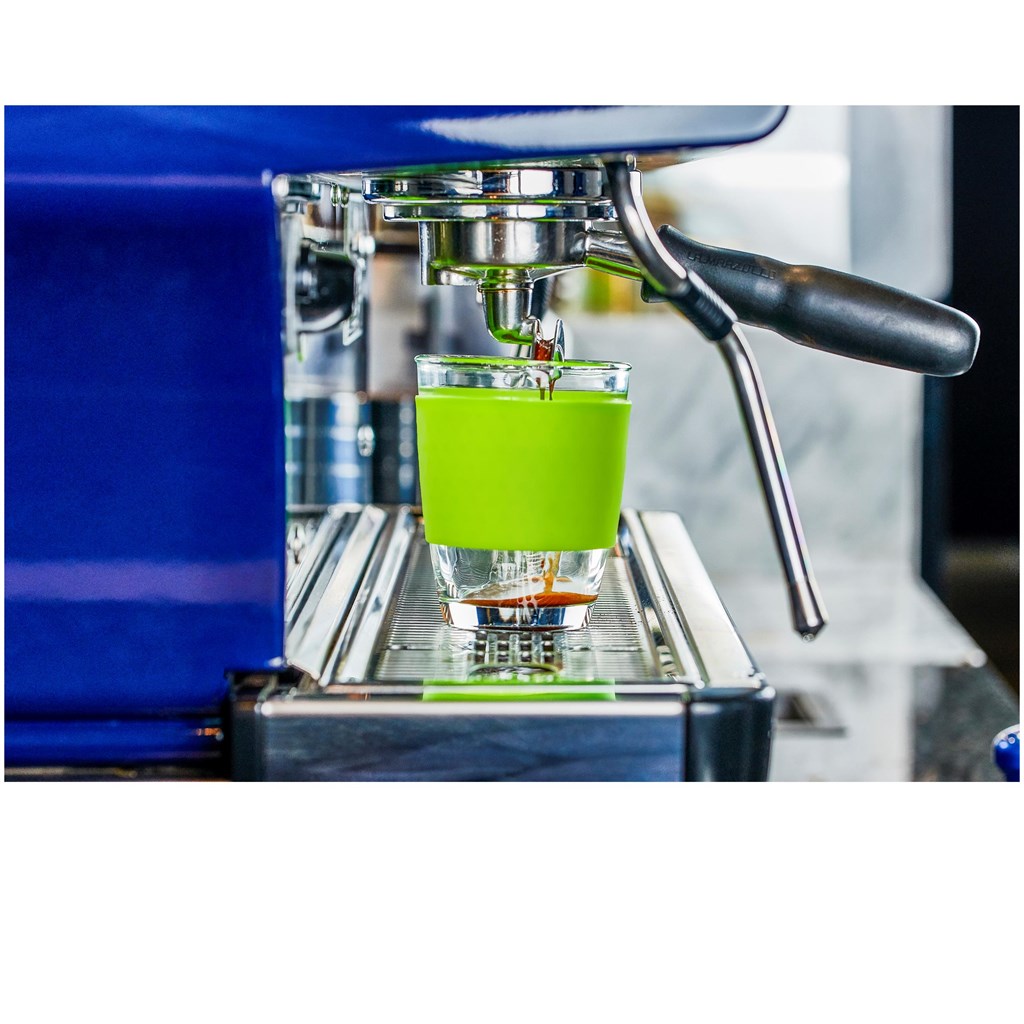 GF-KS-636-B-L-LIFESTYLE-002-NO-LOGO_1024X1024