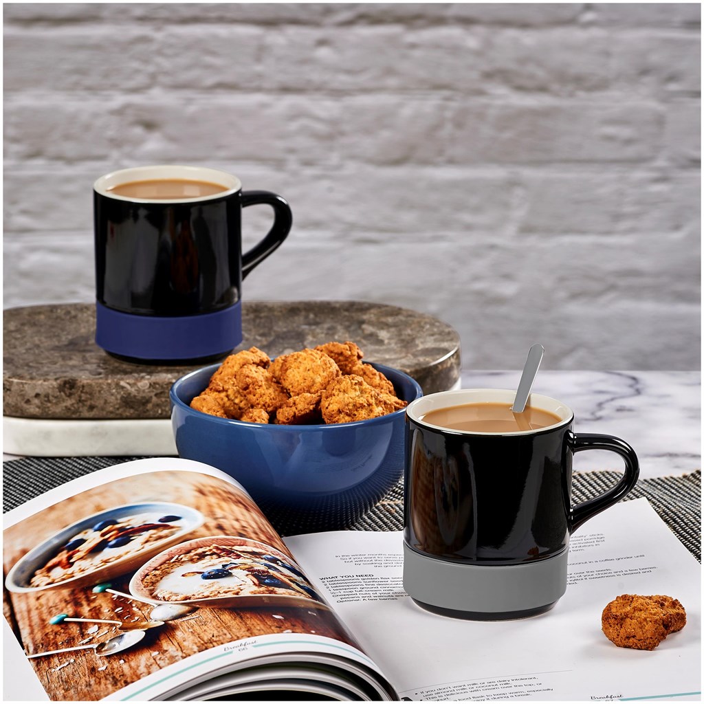 GF-KS-930-B-LIFESTYLE-02-NO-LOGO_1024X1024