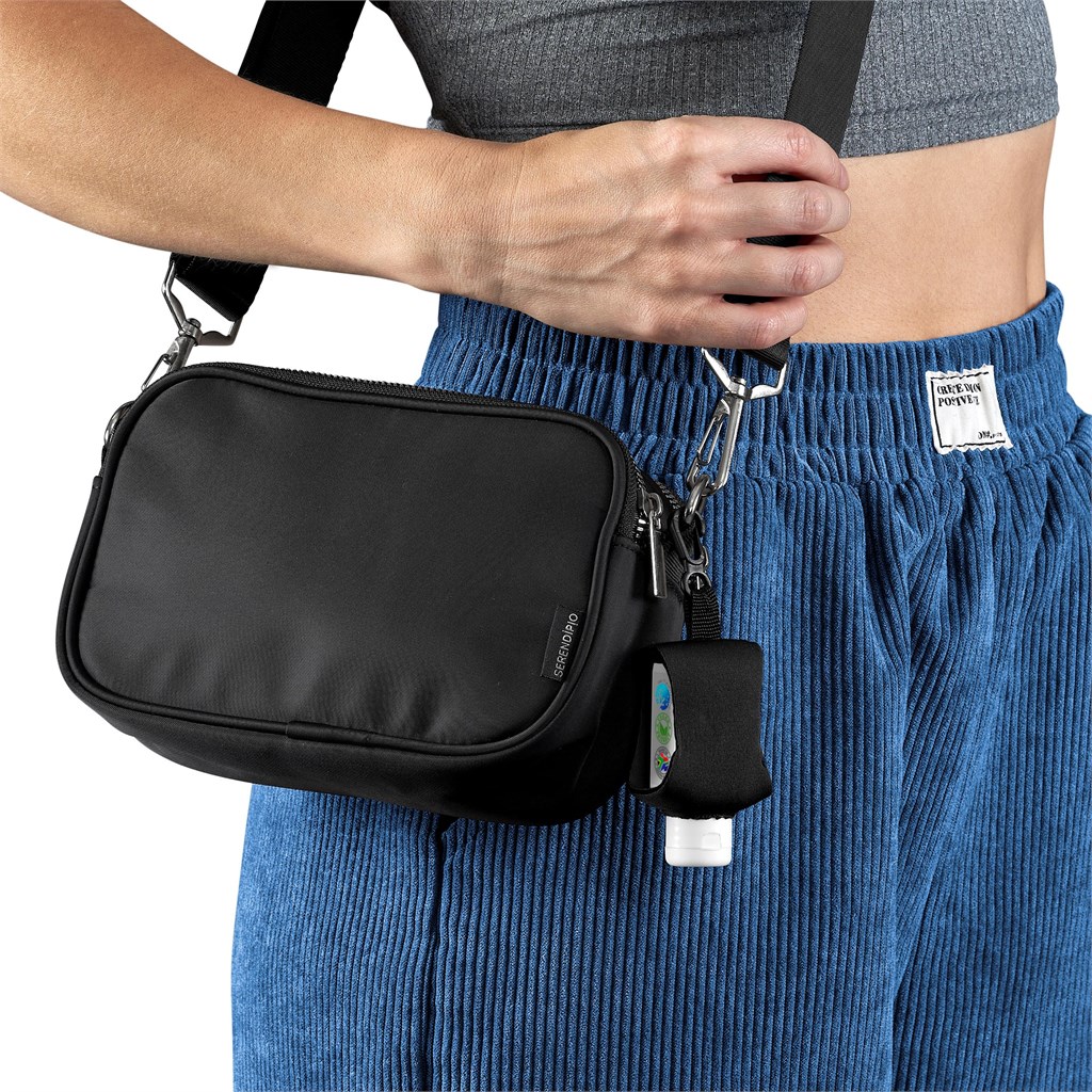 GP-AL-20-B-BL-LIFESTYLE-02-NO-LOGO_1024X1024