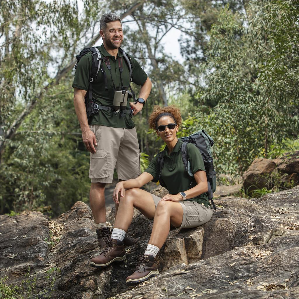 GS-UT-292-A-LIFESTYLE-048-NO-LOGO_1024X1024