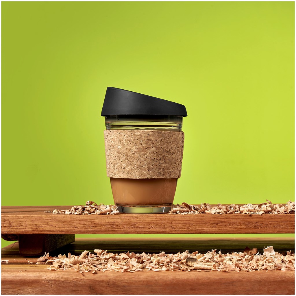 KOOSH-8930-LIFESTYLE-02-NO-LOGO_1024X1024