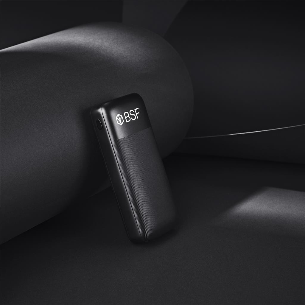 MT-AV-471-B_LIFESTYLE_1024X1024