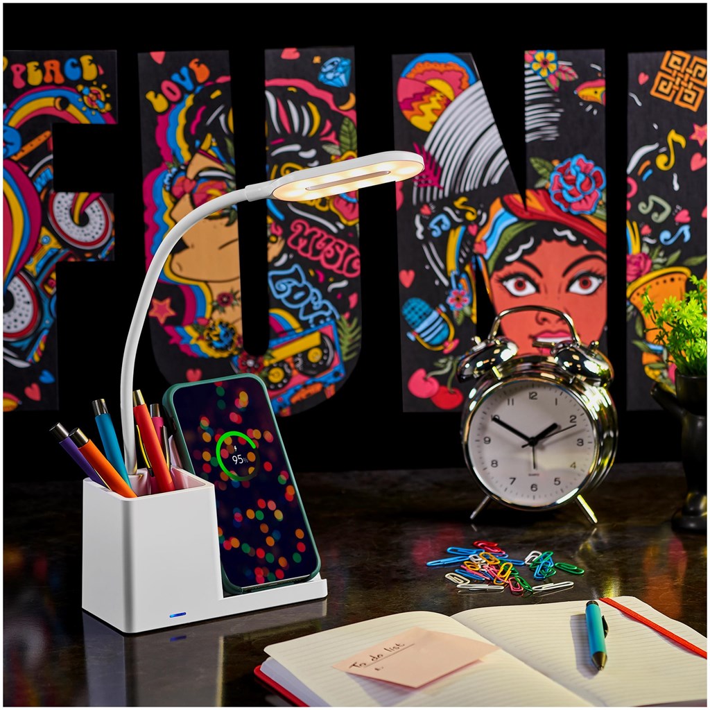 MT-SC-417-B-LIFESTYLE-01-NO-LOGO_1024X1024