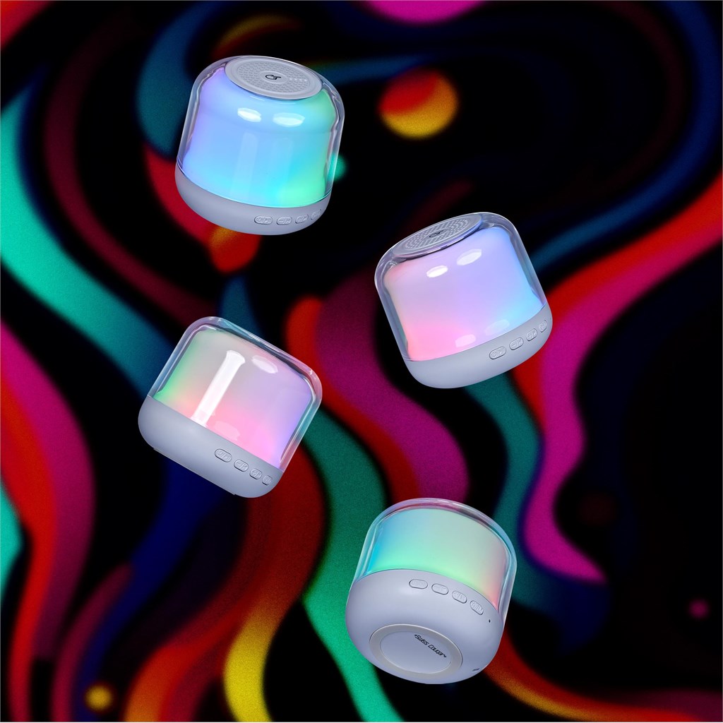 MT-SC-430-B-LIFESTYLE-04-NO-LOGO_1024X1024