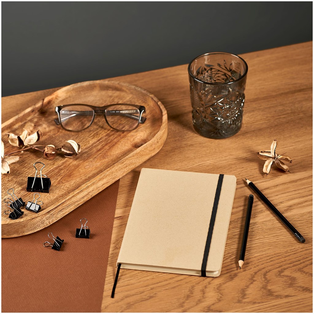 NF-OK-158-B-LIFESTYLE-NO-LOGO_1024X1024