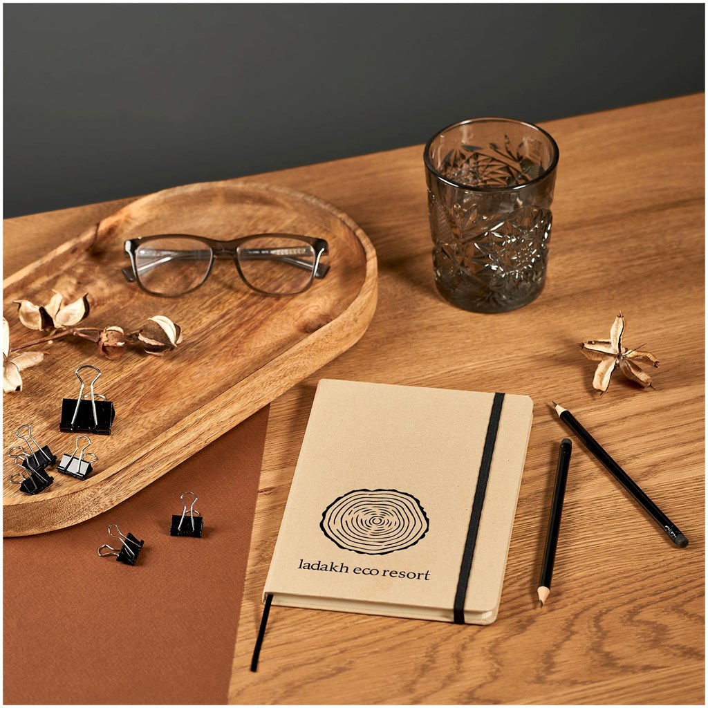 NF-OK-158-B-LIFESTYLE_1024X1024