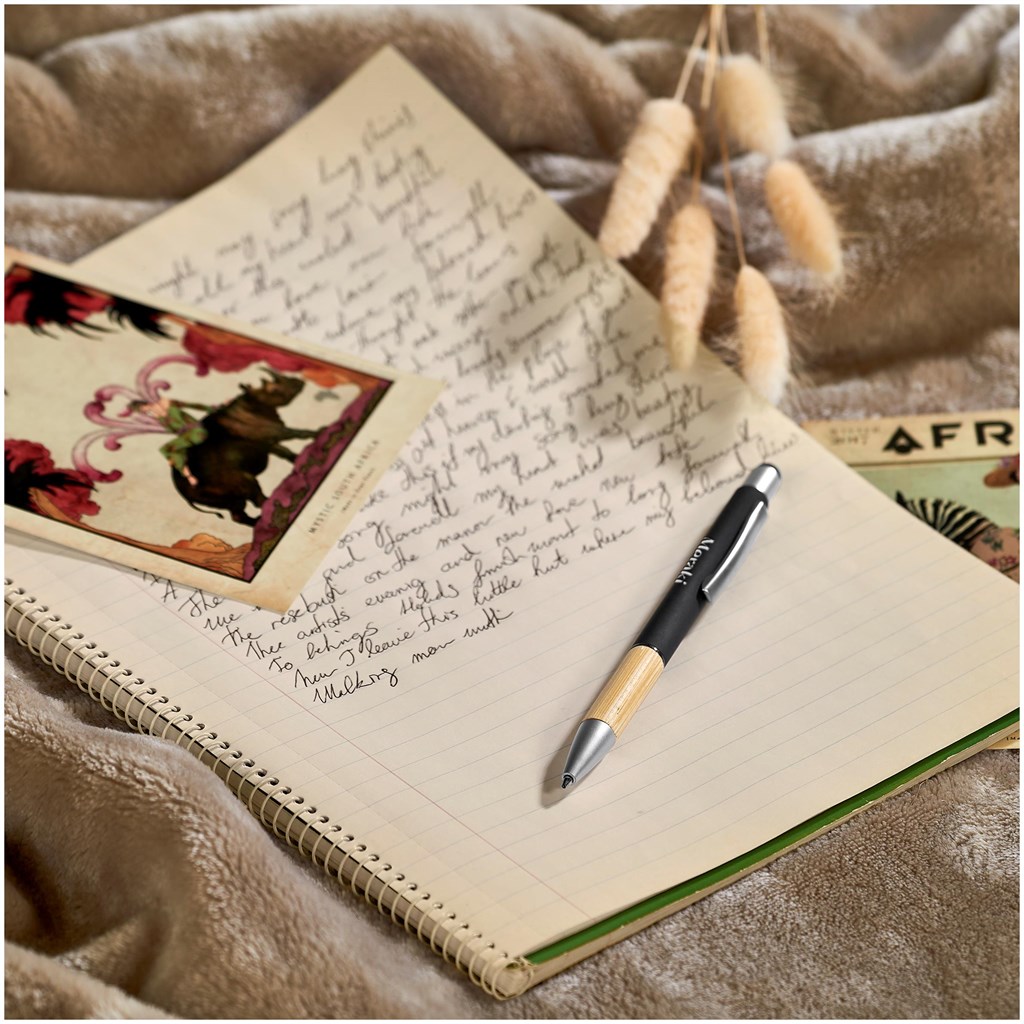 WI-OK-274-B-BL-LIFESTYLE_1024X1024