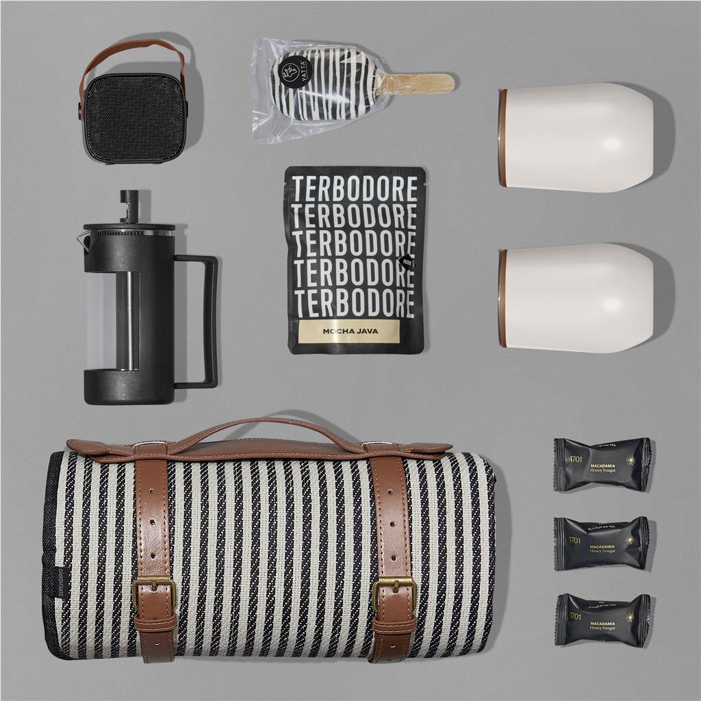 GH-YT-123-B-CM_FLAT-NO-LOGO_1024X1024